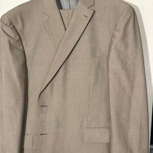 Men’s suit light tan. 52L Big